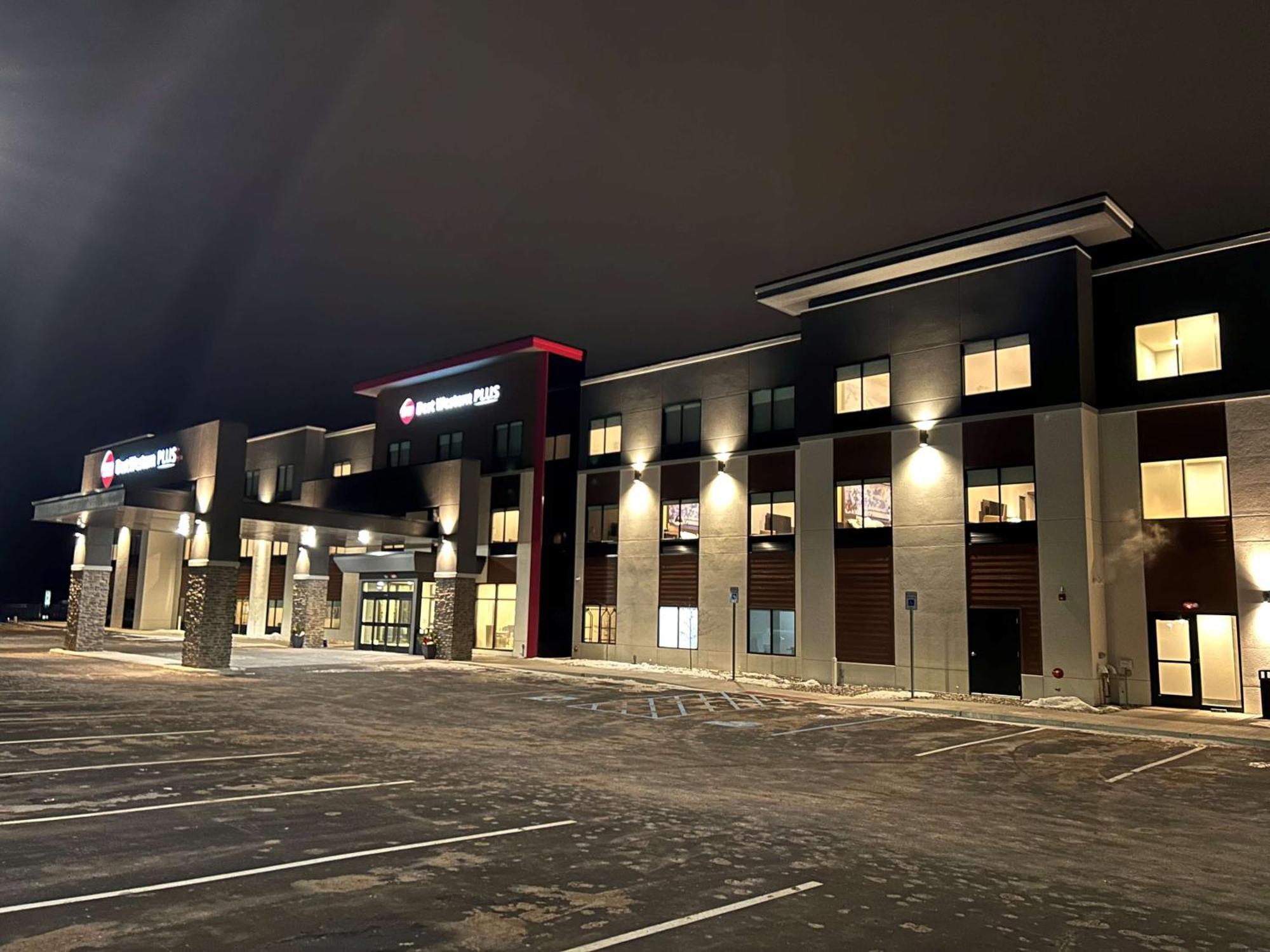 Best Western Plus Marquette Hotel & Suites المظهر الخارجي الصورة