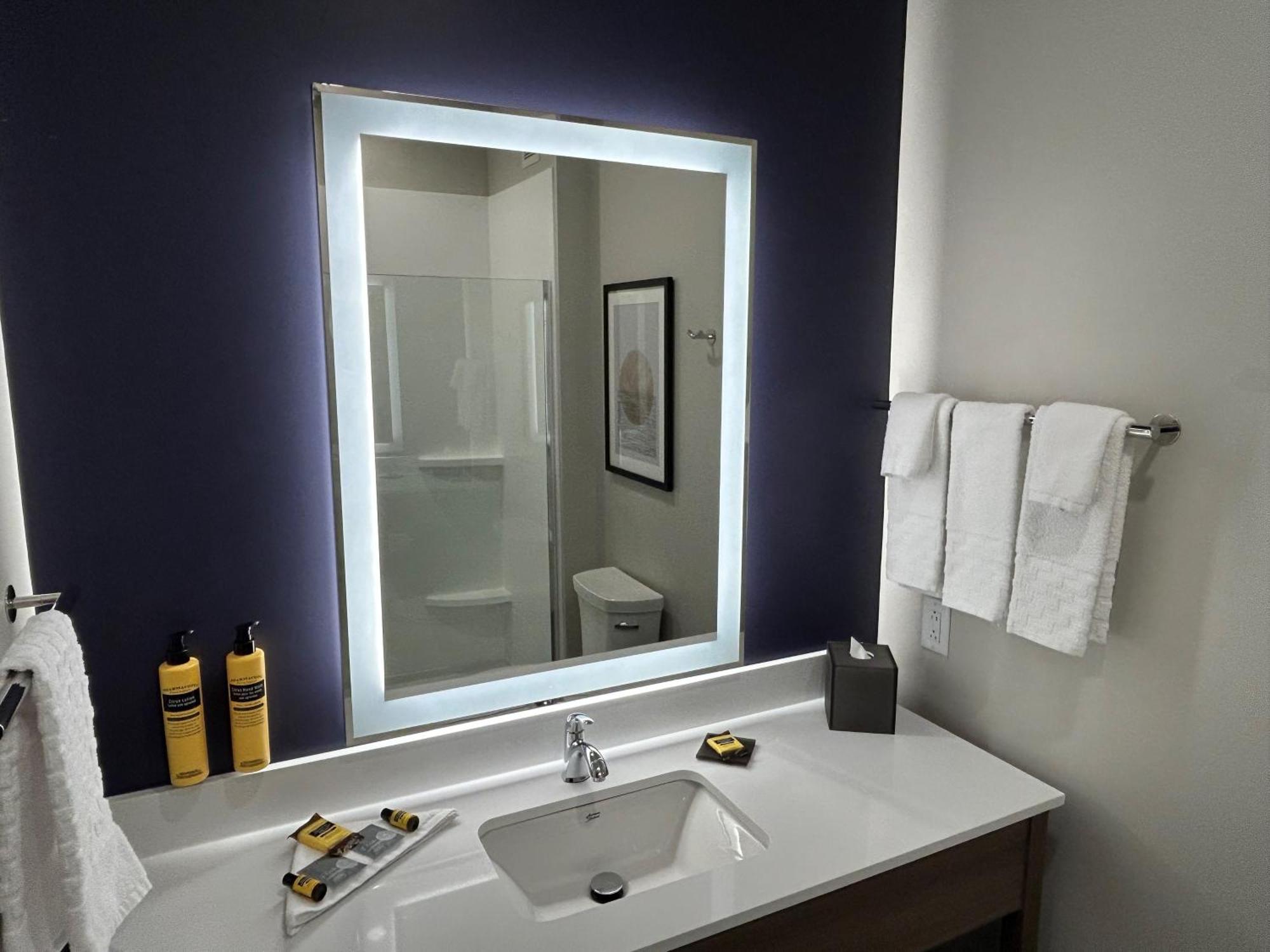 Best Western Plus Marquette Hotel & Suites المظهر الخارجي الصورة
